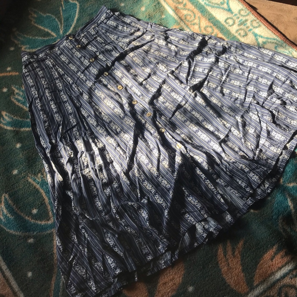 Vintage midi skirt